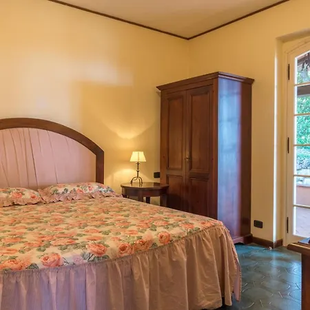 La Chiusa Di Rio Aparthotel *
