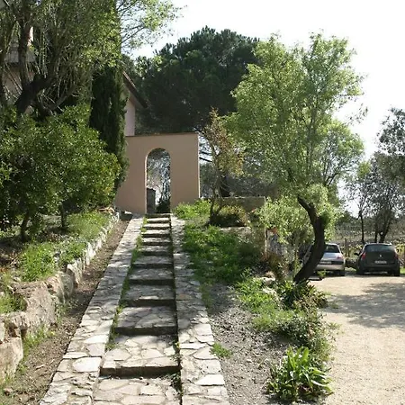 Hotel apartamentowy La Chiusa Di Rio